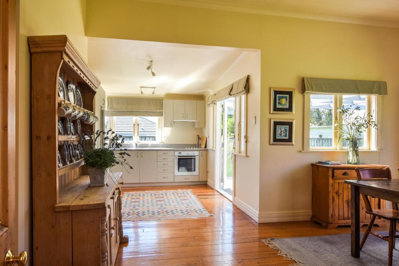 The Vicarage * Martinborough
